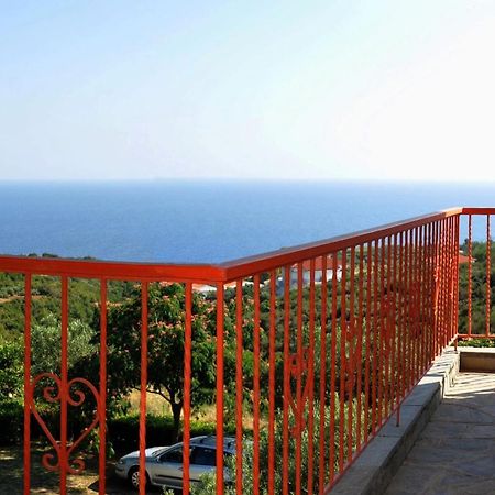 Aris Pension Agia Paraskevi  Pokoj fotografie
