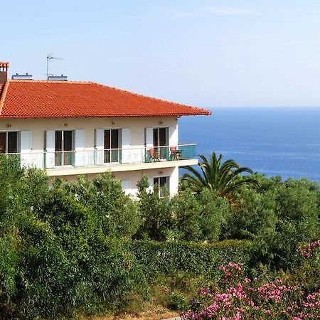 Aris Pension Agia Paraskevi  Exteriér fotografie