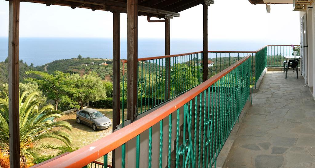 Aris Pension Agia Paraskevi  Exteriér fotografie